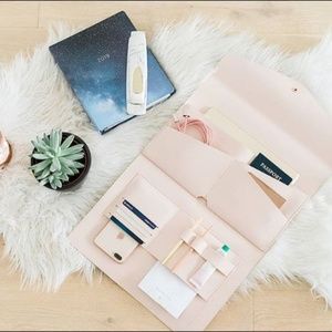 Megan Portfolio Clutch Glass Ladder & Co, Blush.